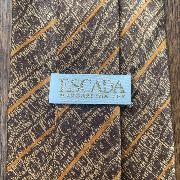 Escada Golden Silk Tie - Picture 1 of 7